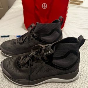 Lululemon Chargefeel Mid shoes | size 7
